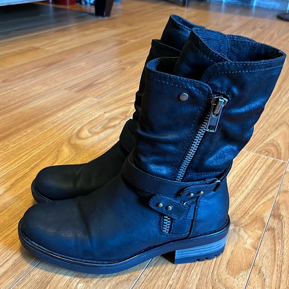 Carlos by Santana | Black
Sawyer Fashion boots | Size 7.5 - Picture 3 of 9